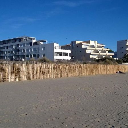 As14629 - P2 Mezzanine Avec Vue Mer Laterale, Dans Une Residence Sur Plage Avec Parking Prive Le Grau-du-Roi Exterior photo