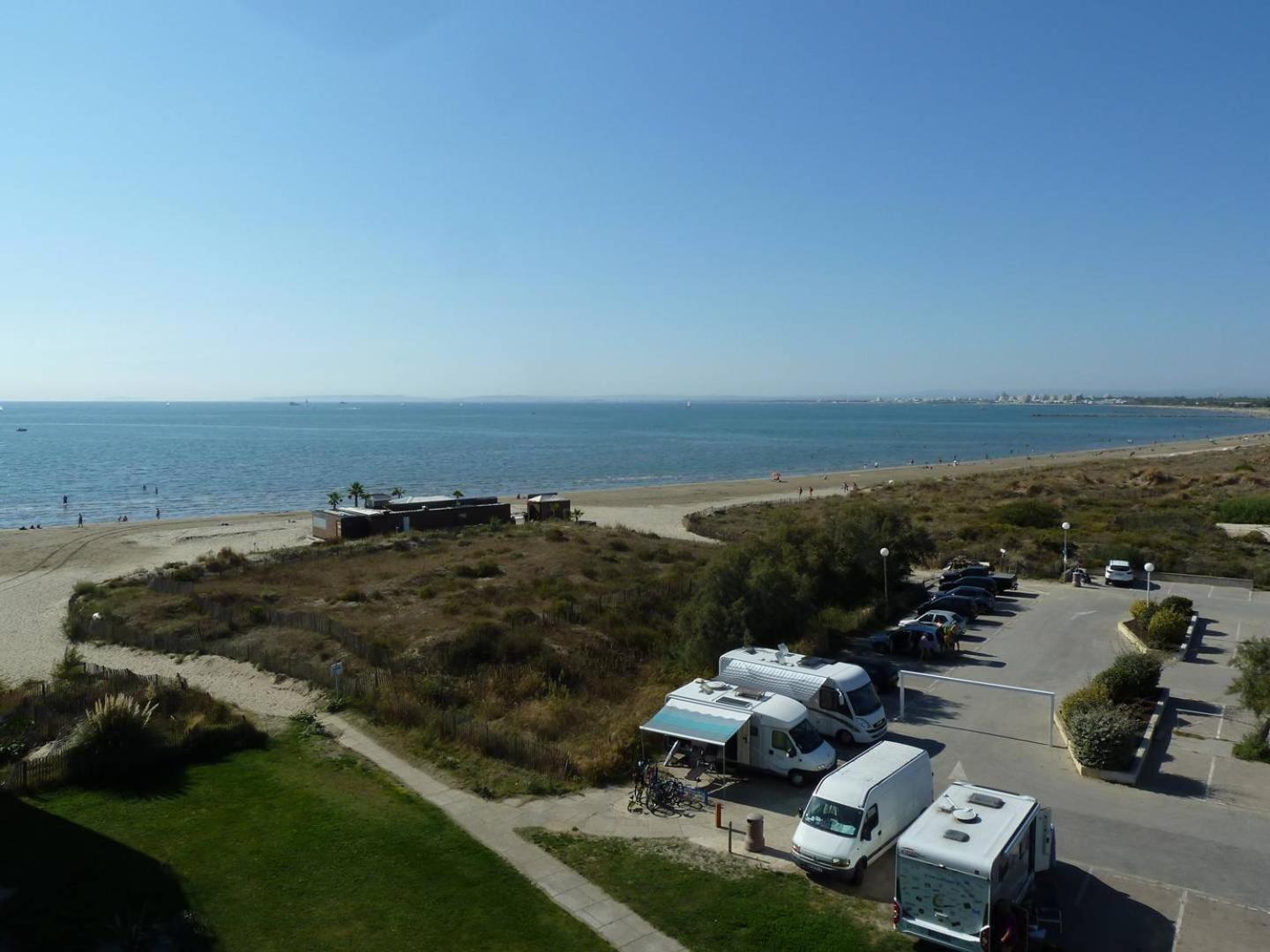 As14629 - P2 Mezzanine Avec Vue Mer Laterale, Dans Une Residence Sur Plage Avec Parking Prive Le Grau-du-Roi Exterior photo
